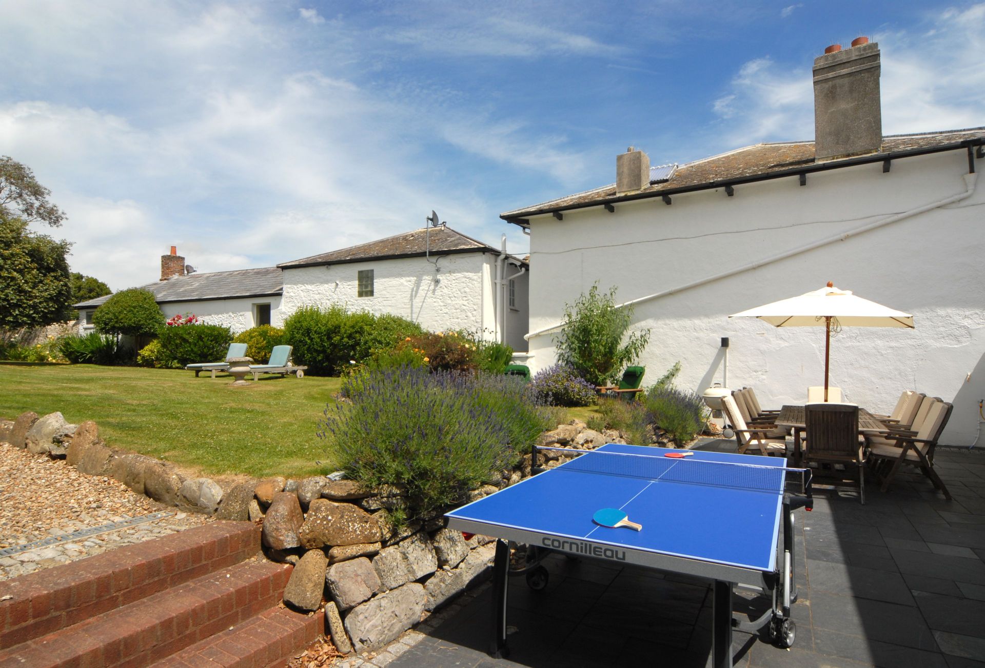 Albury House is located in Lyme Regis and surrounding villages