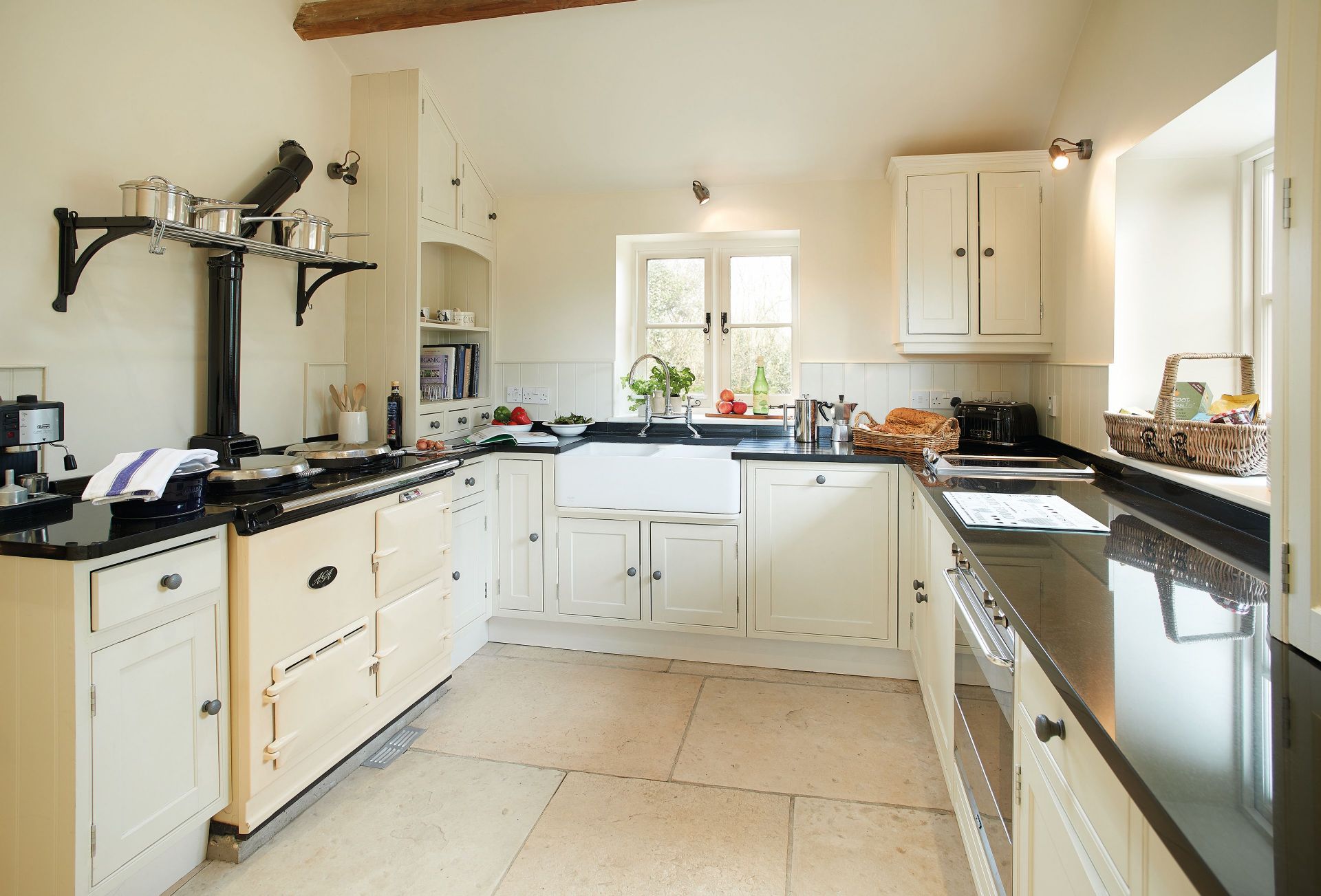 Benville Cottage is located in Beaminster and surrounding villages