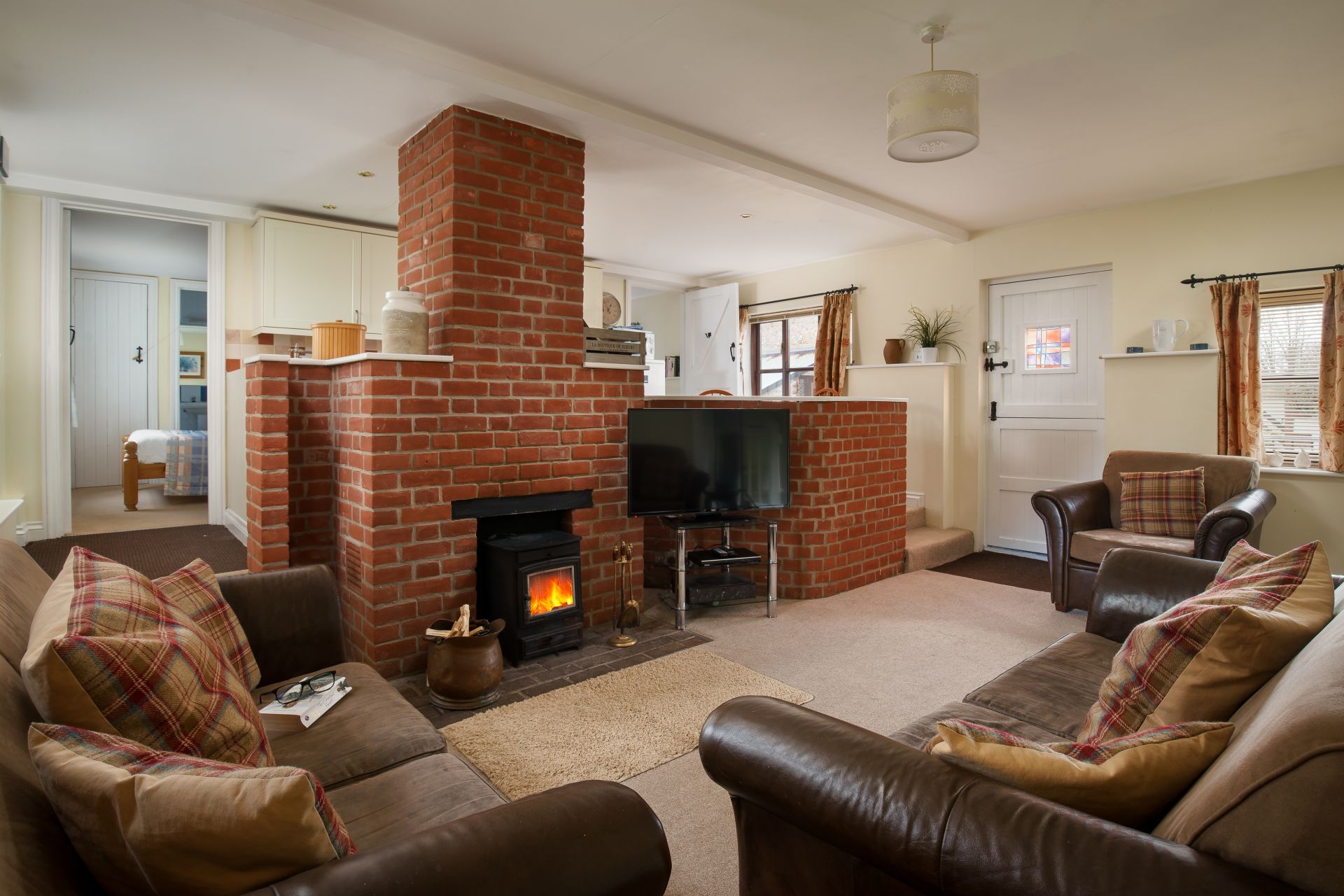 Blackbird Cottage is located in Lyme Regis and surrounding villages