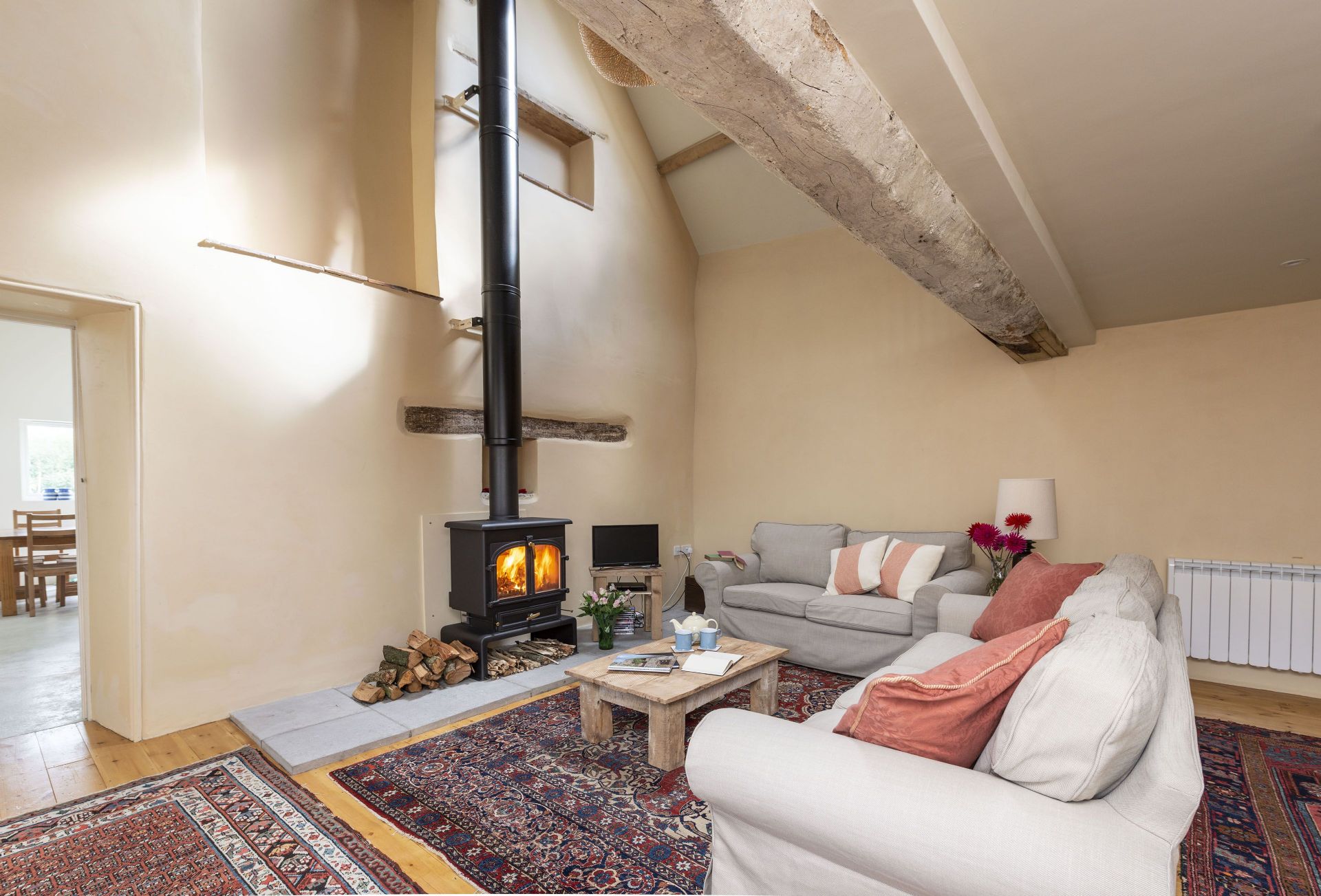 Click here for more about Stable Cottage at Draycott