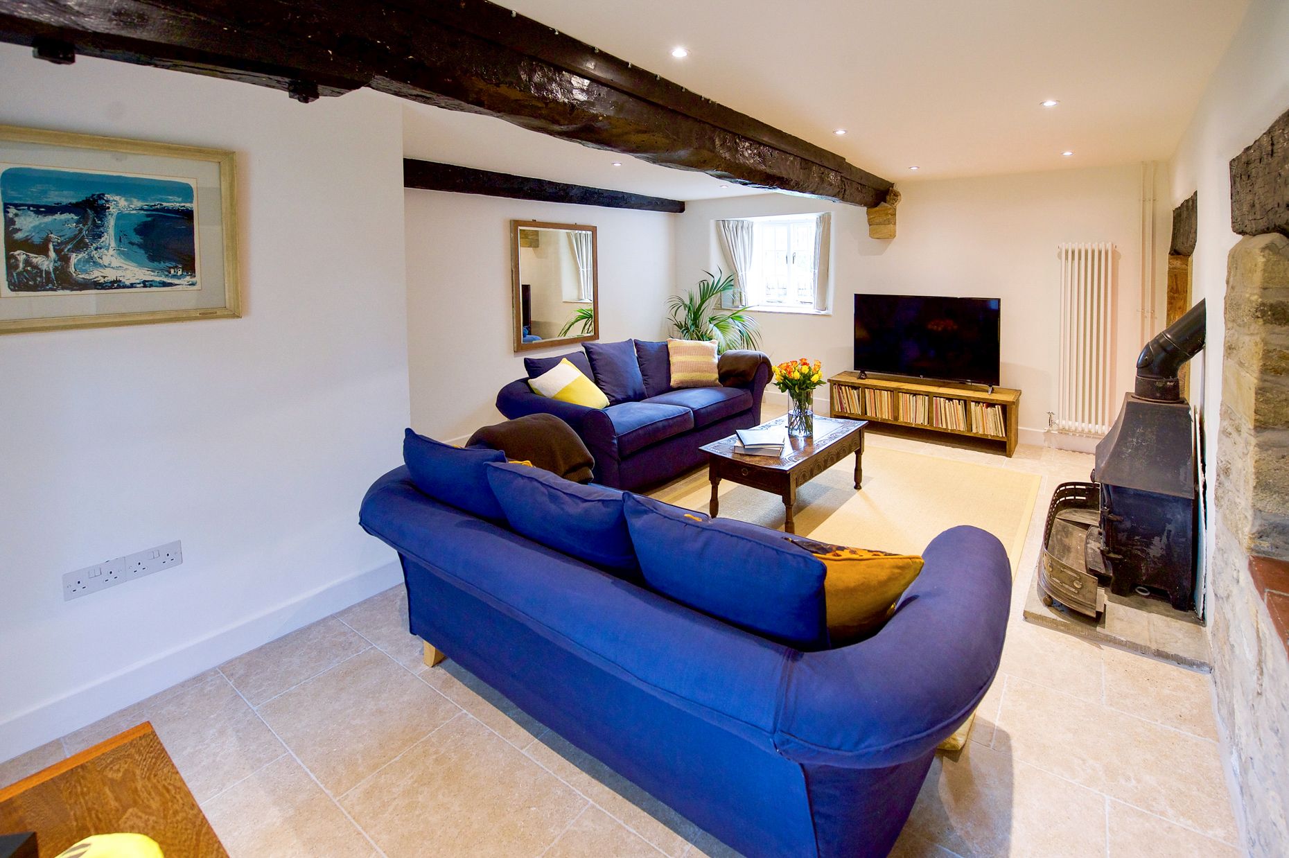 Bake House Cottage is located in Sherborne and surrounding villages