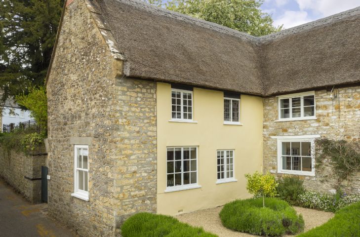 Click here for more about Pear Tree Cottage