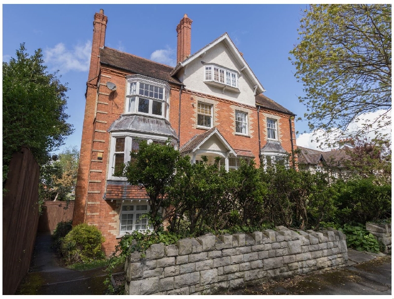 Click here for more about Sea Park Apartment