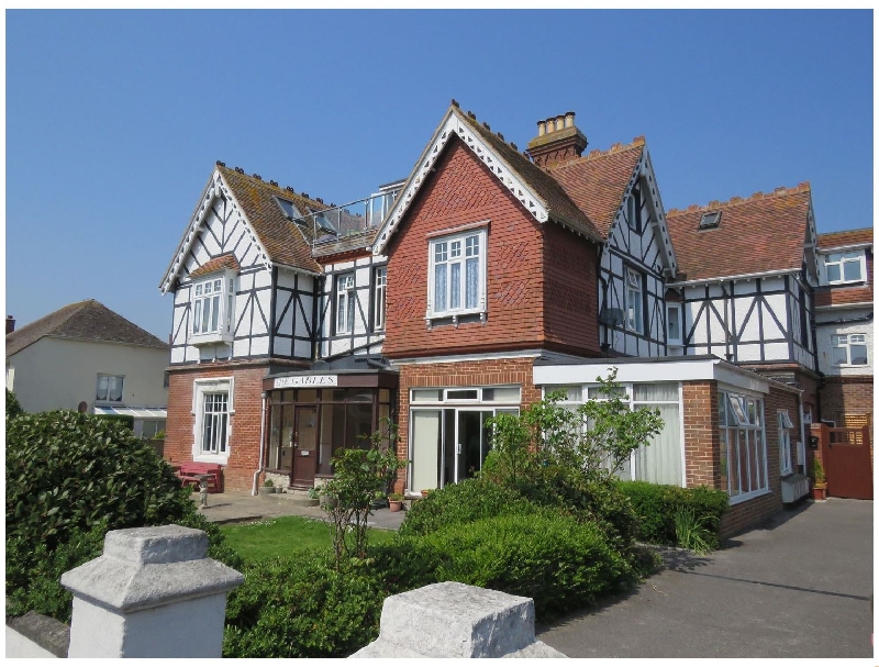 Click here for more about Swanage Bay Apartment