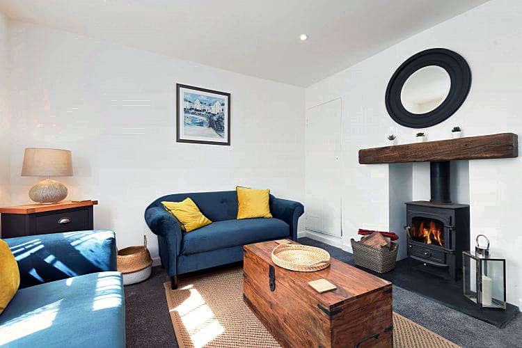 Seahorse Cottage is located in Lyme Regis