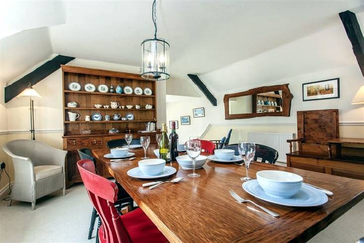 Charmouth House Holiday Cottage